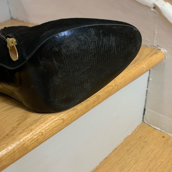 TOPSHOP Black & Gold Suede Booties - Picture 6 of 8